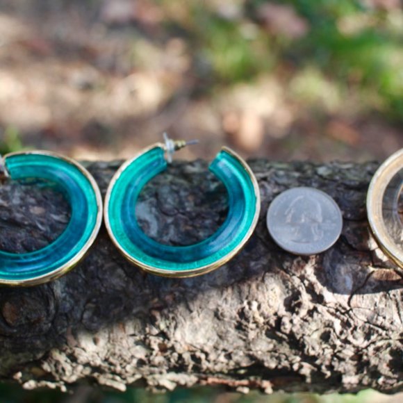 ANTHRO x BaubleBar Neon Gold Clear Hoops Earrings - Picture 8 of 11